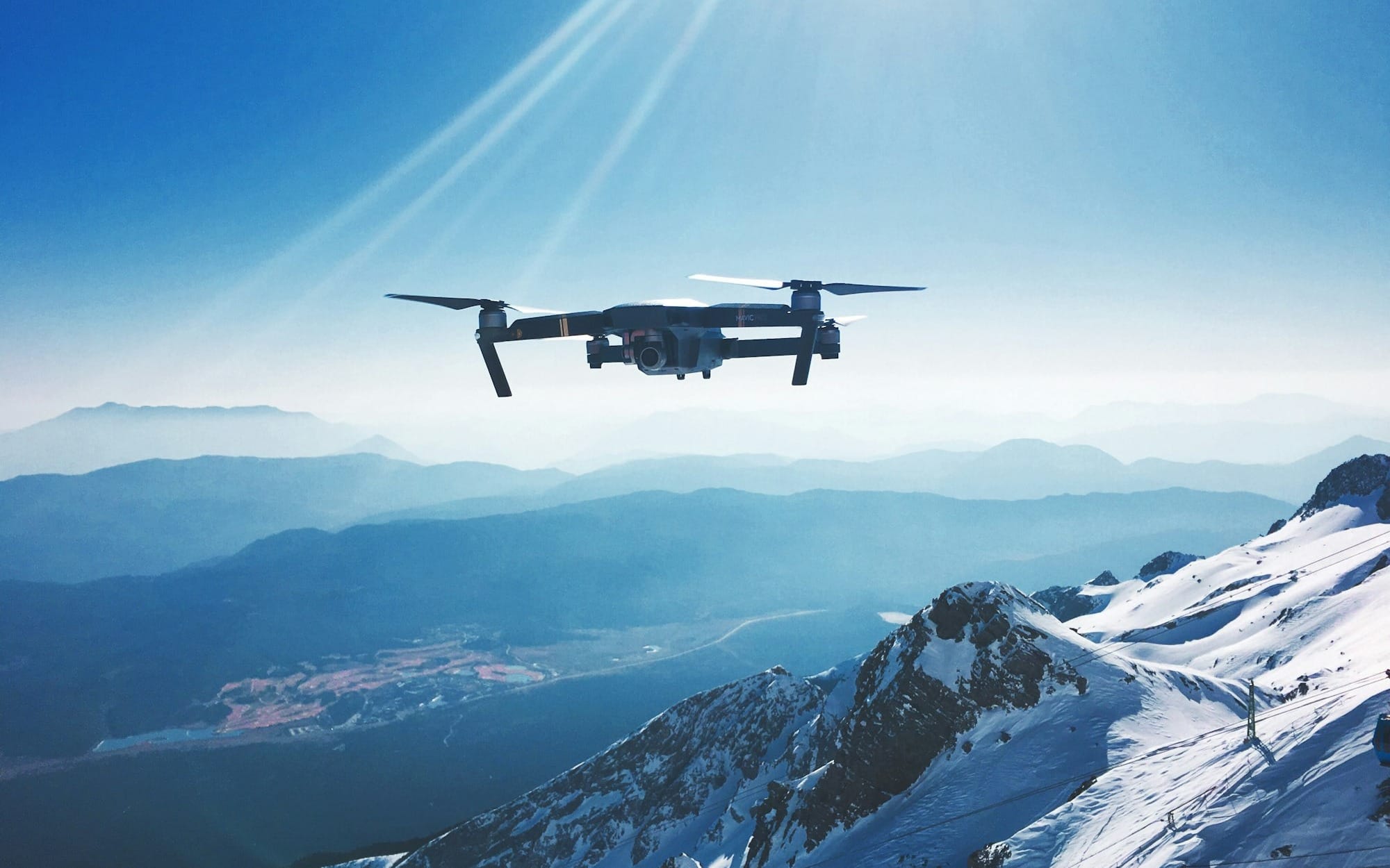 România va produce drone militare până la finalul anului: Primele drone vor fi fabricate la uzina Carfil din Brașov