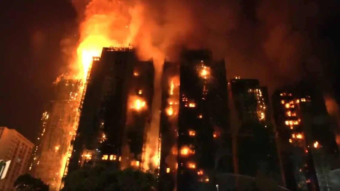 Incendiul devastator din Hong Kong: bilanțul morților urcă la 36, iar 279 de persoane sunt date dispărute - VIDEO