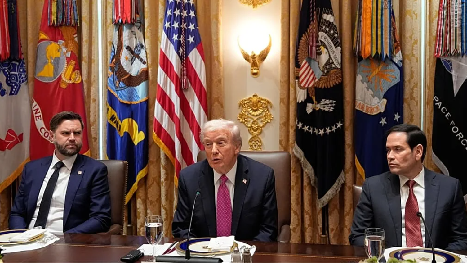 Strategia Trump zguduie relația cu Europa: Washingtonul avertizează asupra unui „declin civilizațional”, iar UE reacționează