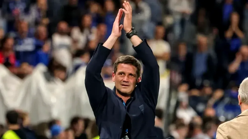 Inter Milano îl vrea antrenor principal pe Cristian Chivu: Parma a dat undă verde negocierilor imagine postare