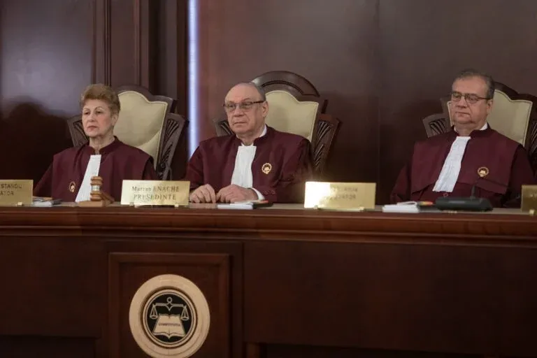 CCR blochează publicarea declarațiilor de avere: transparența, pusă sub semnul întrebării imagine postare