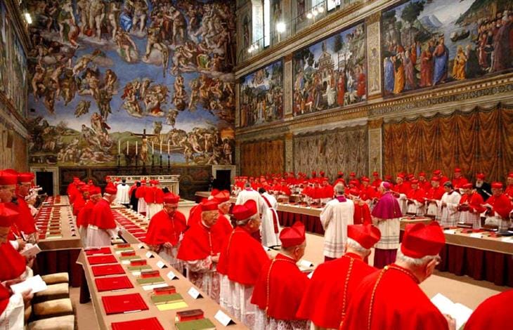 Conclav istoric în Vatican: Cardinalii intră în a doua zi de vot pentru alegerea noului papă imagine postare