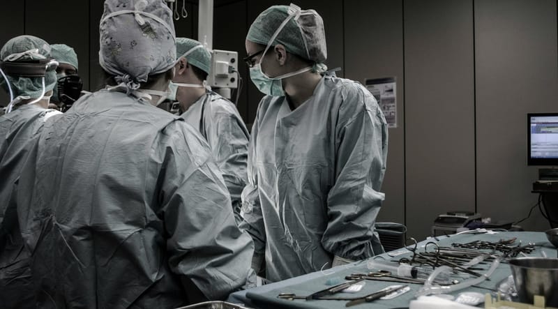 Cancerul de sân în România: tratamente personalizate și speranță la Spitalul Euroclinic imagine postare