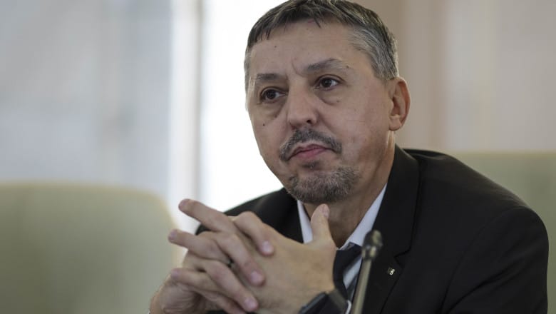 Ministrul Educației, către elevi: „Bacalaureatul nu vă măsoară valoarea ca oameni” imagine postare