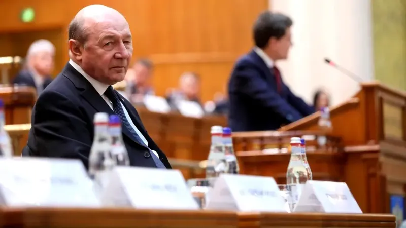 Fostul președinte Iliescu avertizează: „Reforma Constituției nu e o jucărie prezidențială” imagine postare