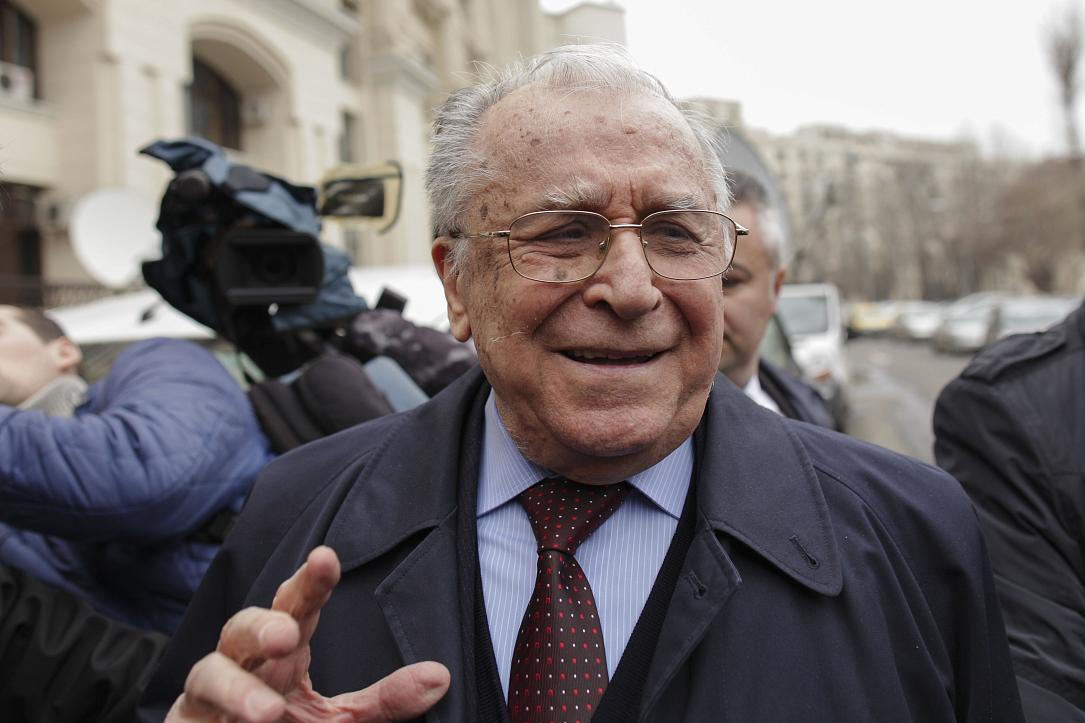 Ion Iliescu, în secția de terapie intensivă: detalii oficiale despre tratamentul și starea fostului președinte imagine postare